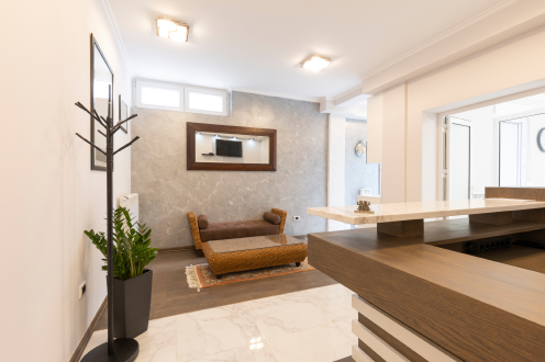 皱纹和松弛治疗
